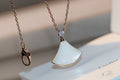 DREAM NECKLACE WHITE MOP 1 DIAMOND