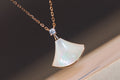 DREAM NECKLACE WHITE MOP 1 DIAMOND