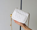 FLAP BAG 17CM WHITE LAMBSKIN GOLD HARDWARE