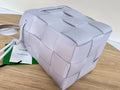 SMALL CASSETTE BUCKET 18 IN PALE PURPLE CALFSKIN
