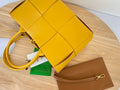 SMALL ARCO TOTE 30 IN TULIP TREE YELLOW LAMBSKIN