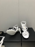 FLORAL HIGH HEEL SANDAL IN WHITE LAMBSKIN