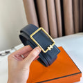 HM TUBE H BELT BUCKLE & REVERSIBLE BLACK AND AEGEAN BLUE LEATHER STRAP 38MM GOLD HARDWARE