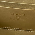 SMALL VANITY CASE 17 IN WHITE CALFSKIN GOLD HARDWARE