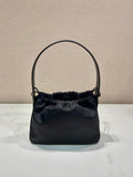 SMALL DRAWSTRING BAG 23 IN BLACK RE-NYLON