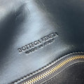 SMALL LIBERTA 27 IN BLACK SMOOTH CALFSKIN GOLD HARDWARE