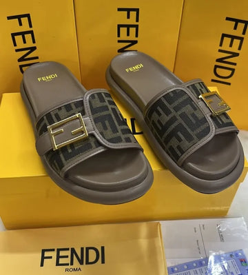 Fendi Unisex Slippers For Men & Women