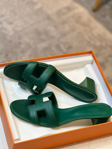 Women’s H Cut-out Sandals In Calf Leather