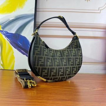 Fendi Crescent Bag Large Letter Decorative Bag Women’s Crossbody Bag