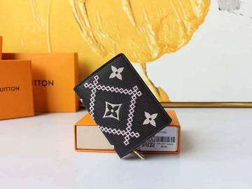 Louis Vuitton Clea Wallet