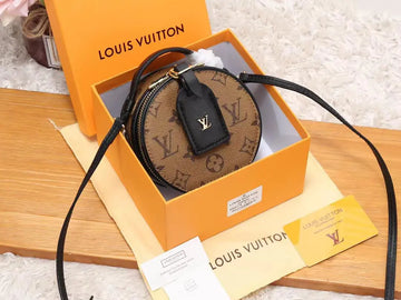Louis Vuitton Leather Mini Round Lady Shoulder Bag