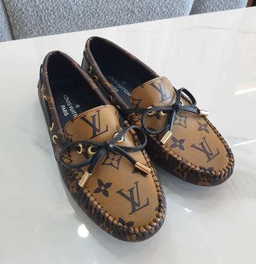 Louis Vuitton Gloria Flat Brown Patent Monogram Canvas Loafer