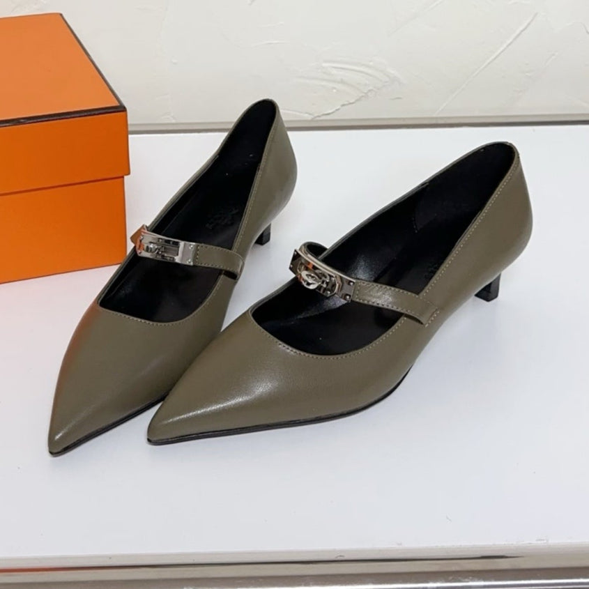 KIARA FLAT PUMP IN ARMY GREEN CALFSKIN