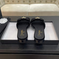 FLAT MULE IN BLACK VELVET