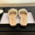 FLAT SANDALS BEIGE AND WHITE WITH CRYSTALS
