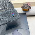 KNITTED BEANIE HAT IN GRAY WOOL 431617