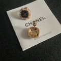 STUD EARRINGS SQUARE DOUBLE C IN GOLD METAL WHITE PEARL BLACK ENAMEL