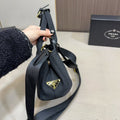 EMBOSSED LOGO TOTE BAG 30 IN BLACK FABIC