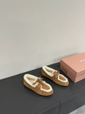 LACE-UP LOAFERS IN TAWNY BROWN SUEDE AND WHITE FLEECE LINING