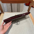 KELLY CUT 31 IN SANGRIA PURPLE ALLIGATOR LEATHER WITH GOLD HARDWARE