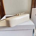 TEEN LOLA 20 IN WHITE CALFSKIN GOLD HARDWARE