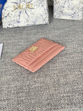 FREESIA CARD HOLDER 10 IN BABY PINK QUILTED ALLOVER CALFSKIN