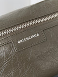 SUPERBUSY SLING BAG 35 IN KHAKI GREEN LAMBSKIN