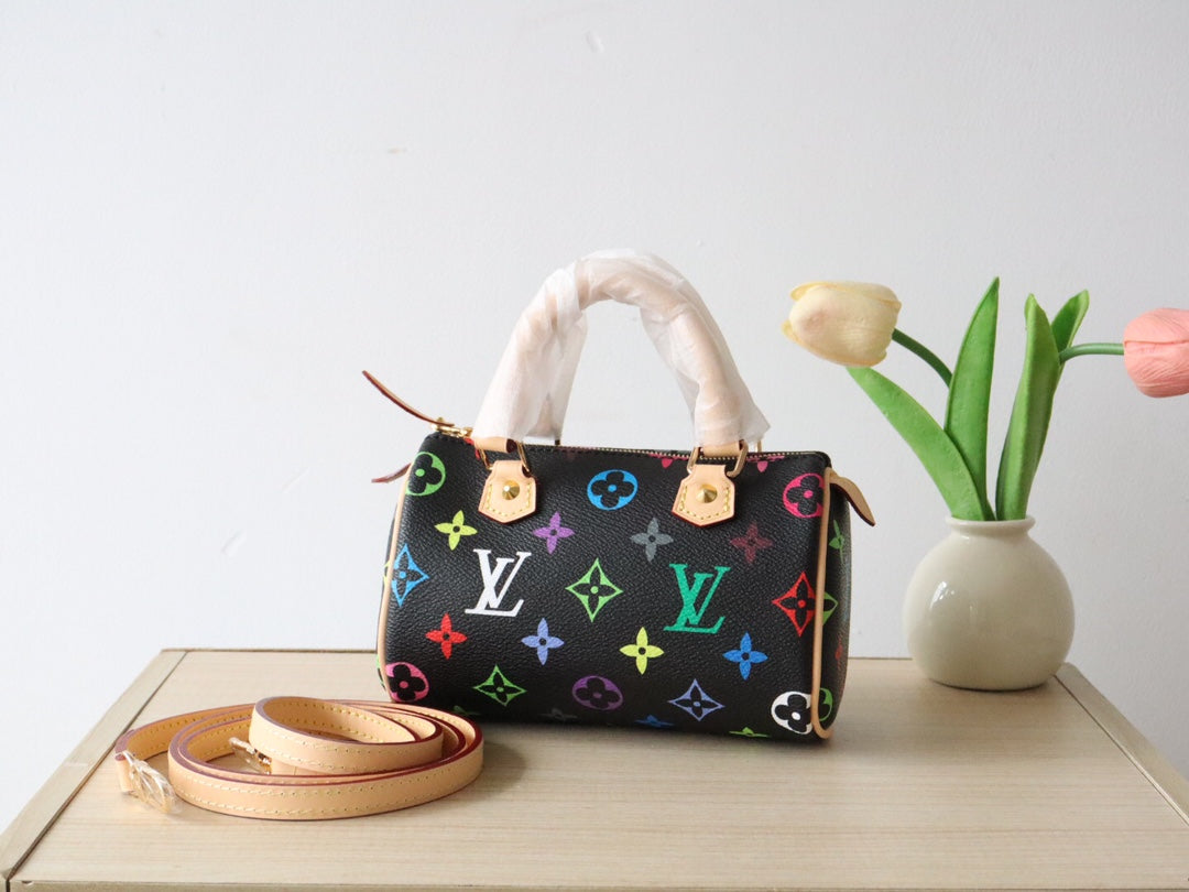 EAST WEST 15 BAG IN BLACK MIX COLORFUL CALFSKIN