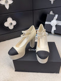 FLATFORM SANDAL IN PALE YELLOW CALFSKIN AND BLACK FABRIC