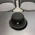 KNITTED BUCKET HAT IN BLACK COTTON AND LAMB FUR 420923