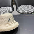 KNITTED BUCKET HAT IN CREAM BEIGE COTTON AND LAMB FUR 420924
