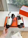 FLAT SANDAL IN WHITE CALFSKIN