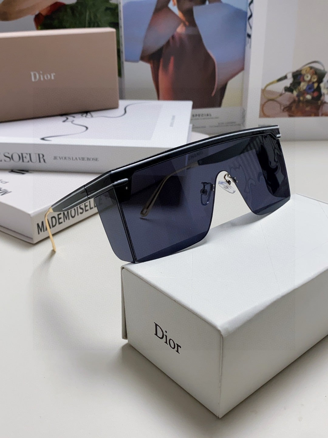SUNGLASS CLUB M1U 566689 IN BLACK ACETATE