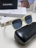 SQUARE SUNGLASSES 632878 IN WHITE ACETATE