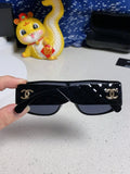 SQUARE SUNGLASSES 641782 IN BLACK ACETATE