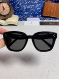 SQUARE SUNGLASS 575845 IN BLACK ACETATE BLACK LENSES