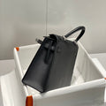 KELLY 32CM IN NOIR EPSOM CALFSKIN PALLADIUM HARDWARE