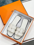 IDIOMA SANDAL IN WHITE CREAM CALFSKIN