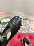 GG CROSS STRAP FLAT SHOES IN BLACK CALFSKIN WITH STRAW SOLE